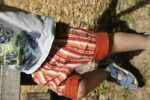Kurze Hose BeinHalbRein mit Knopflochgummi – Bild 2