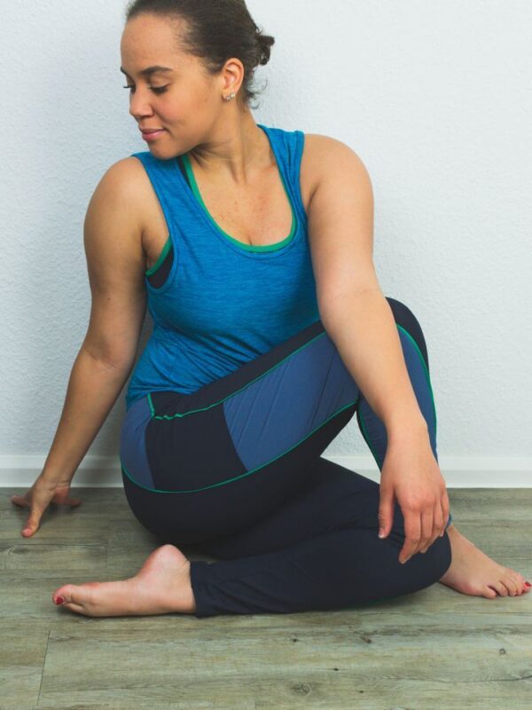 Sport-SET 3 in 1 Leggings, Bustier, Top – Bild 13