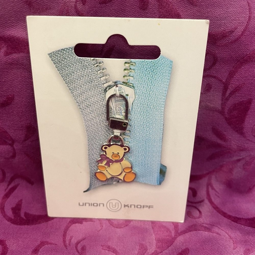 05_Fashion Zipper Anhänger Fashion Zipper - Bär - creme – Bild 1