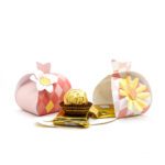 Geschenkbox Rauten rot / rosa mit Blume - Geschenkschachtel Printable zu Ostern – Bild 3