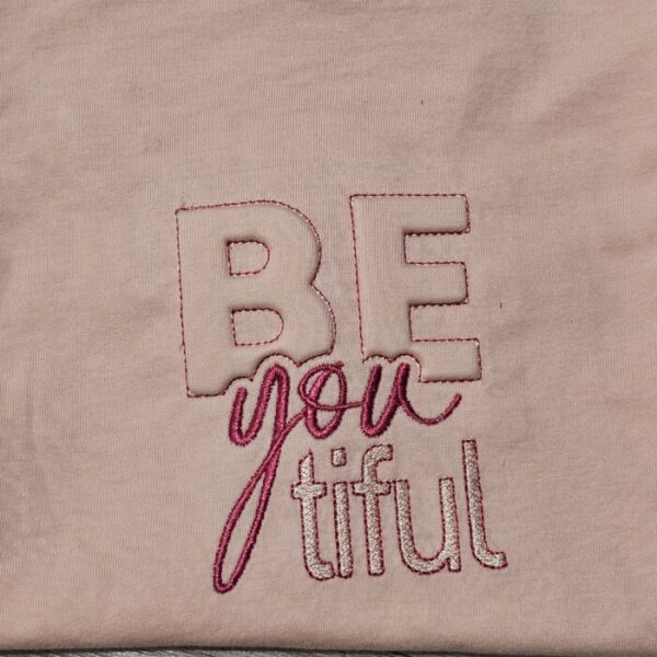 BE you tiful Stickdateien SET- 5 Varianten 10x10-Stickfolie/Crosstitch, Trapunto, Applikation,2 Verschiedene Muster beautiful inkl Anleitun – Bild 3