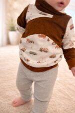 Schnittmuster und Nähanleitung Sweater Hoodie Pullover Skylar für Jungen Größe 74-176 – Bild 12